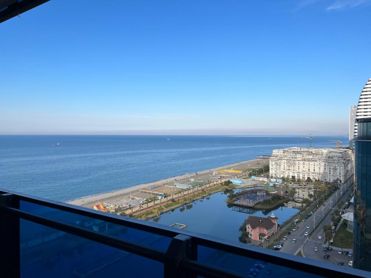 Orbi Cyti Apartamento Batumi Exterior foto
